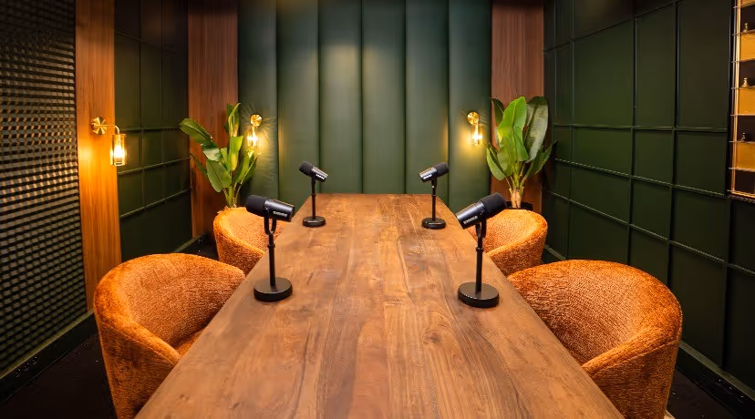 Studio Cigar Lounge